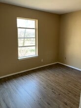 602 N U.S. Hwy 69 in Celeste, TX - Building Photo - Building Photo