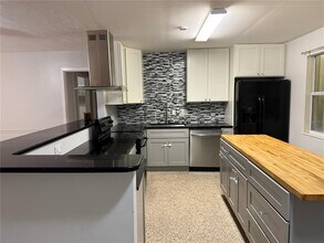 845 Edgewood Rd in Titusville, FL - Building Photo - Building Photo