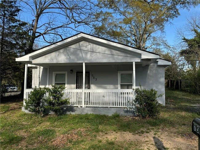 property at 753 Second St