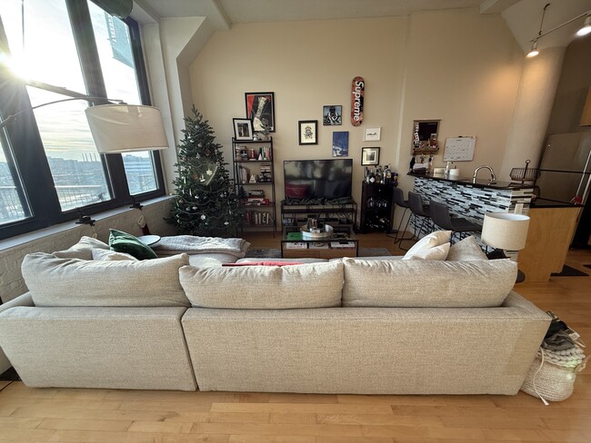 1224 W Van Buren St in Chicago, IL - Building Photo - Building Photo