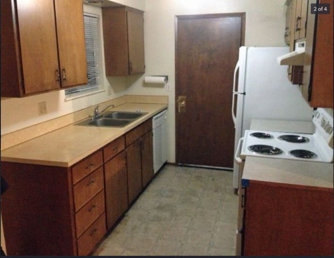 883 Northridge Ave in Springfield, OR - Building Photo - Building Photo