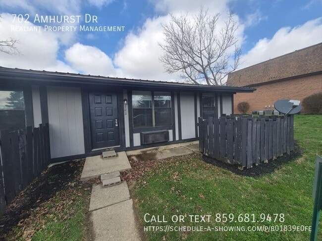 702 Amhurst Dr in Erlanger, KY - Building Photo - Building Photo