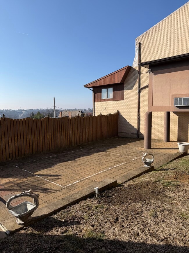 43 Stewart Ave, Unit 43 Stewart ave in Pittsburgh, PA - Building Photo - Building Photo