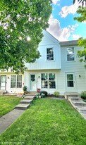 9005 W Floyd Ave in Lakewood, CO - Building Photo