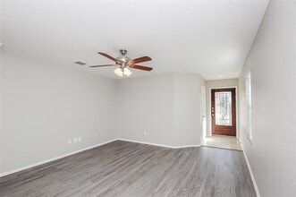 9013 Sun Haven Way in Fort Worth, TX - Building Photo - Building Photo