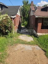 3422 Lucas and Hunt Rd in St. Louis, MO - Building Photo