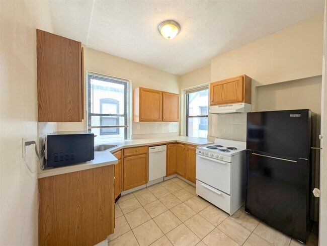 77 Hancock St, Unit 7