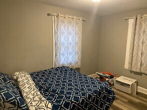 21 Willoughby St, Unit 21 Willoughby St. in Bristol, CT - Building Photo - Building Photo