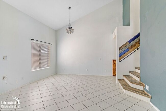 10819 E Florian Ave in Mesa, AZ - Building Photo - Building Photo