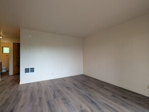 2541 Jefferson St in Eugene, OR - Building Photo - Building Photo