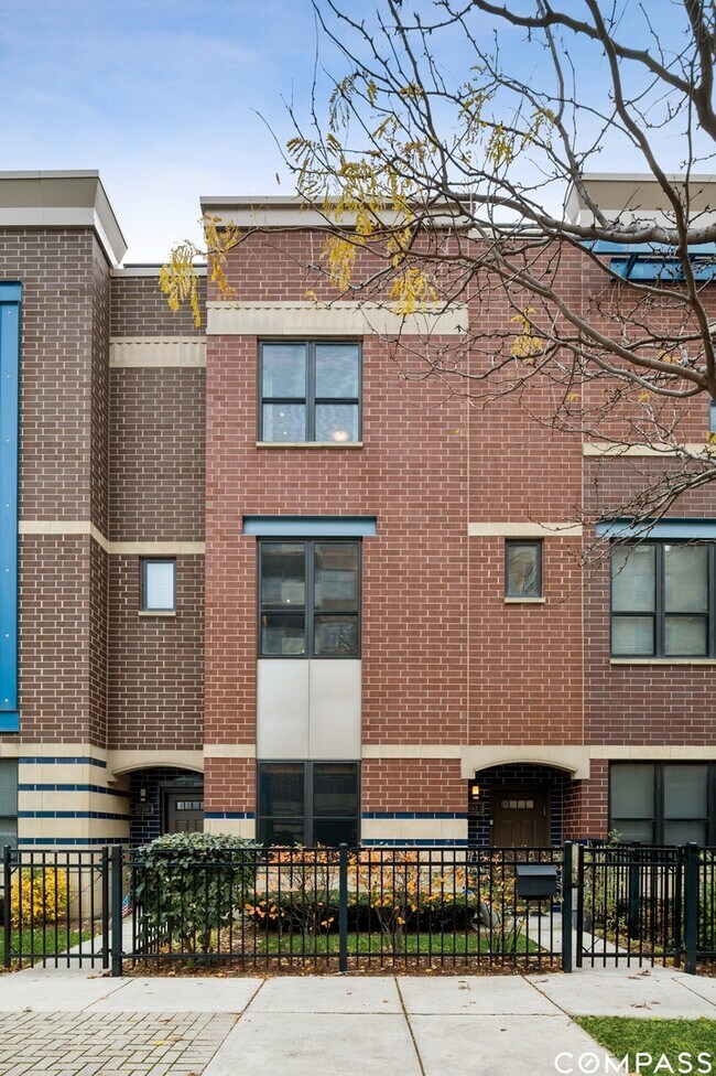 property at 1152 N Cleveland Ave