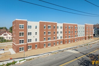 Gordon Crossing in Cleveland, OH - Foto de edificio - Building Photo