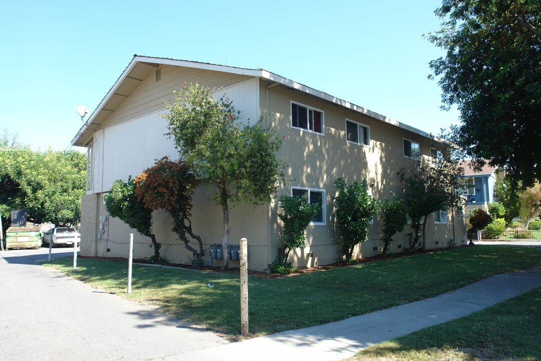 791 Farm Dr in San Jose, CA - Building Photo