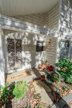 18 Balenciaga Way in Hot Springs, AR - Building Photo - Building Photo