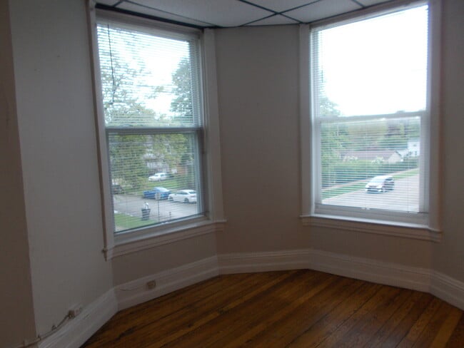 2900 Enoch Ave in Zion, IL - Building Photo - Building Photo