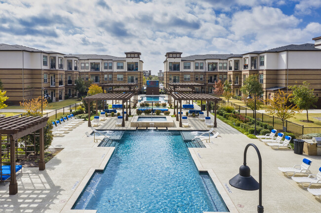 McKinney Square Apartments