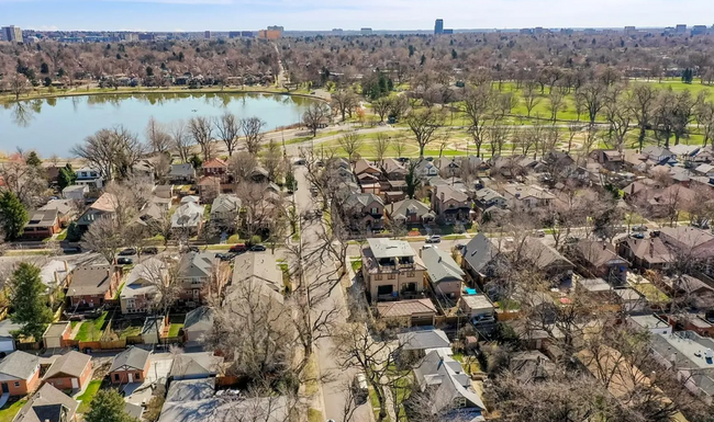 property at 1011 E Exposition Ave