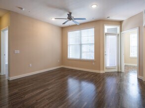 4071 Schurmier Rd in Houston, TX - Building Photo - Building Photo