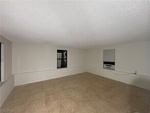 202 2nd St in Ft. Myers, FL - Building Photo - Building Photo