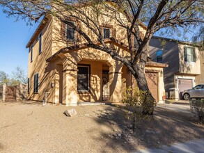 6965 Lady Thumb Ln in Tucson, AZ - Building Photo - Building Photo