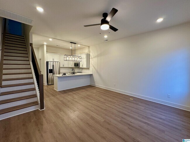 1737 Monkton Ln in Hoover, AL - Building Photo - Building Photo