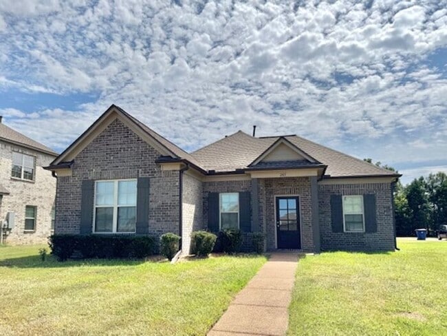 property at 285 Azalea Dr