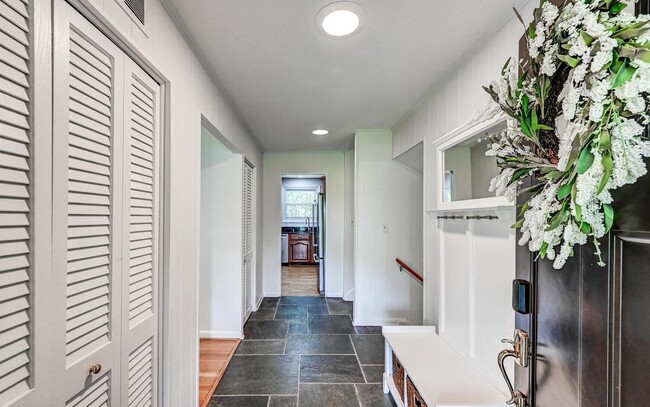 206 Dunbeath Ct in Timonium, MD - Building Photo - Building Photo