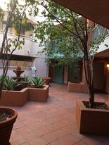 1791 N Sycamore Ave, Unit 413 in Los Angeles, CA - Building Photo