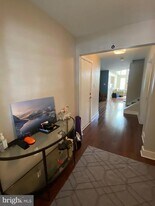 805 Rosehill Dr in King of Prussia, PA - Building Photo