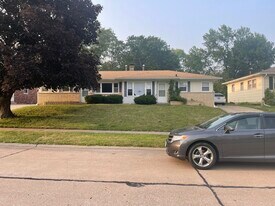 4207 36th Ave, Unit 4207