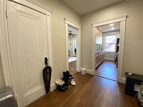 1699 Cambridge St, Unit 12A in Cambridge, MA - Building Photo - Building Photo