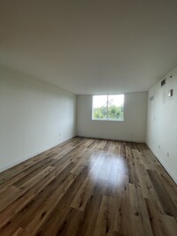 758 NW 2nd St, Unit A3 in Miami, FL - Building Photo - Building Photo