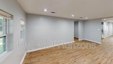 635 Colbert Ave in Pensacola, FL - Building Photo - Building Photo