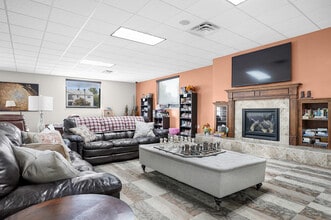 Wasatch Pointe Apartments in North Logan, UT - Foto de edificio - Building Photo