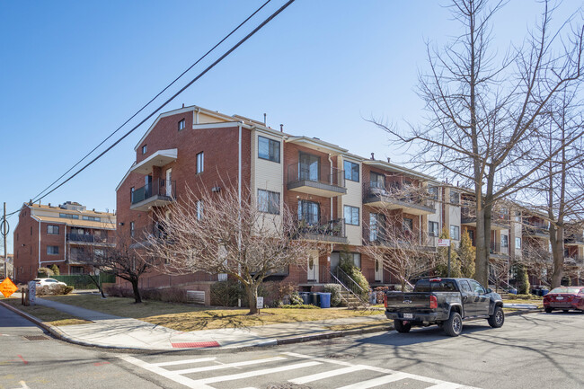 2801 E 26th St in Brooklyn, NY - Building Photo - Building Photo