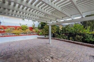 25992 La Cuesta Ave in Laguna Hills, CA - Building Photo - Building Photo