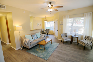 1500 E Pusch Wilderness Dr, Unit 9105 in Oro Valley, AZ - Building Photo