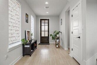 2204 Lead Plum Path in Leander, TX - Building Photo - Building Photo