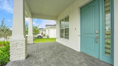 601 Hookline Cir in Loxahatchee, FL - Building Photo - Building Photo