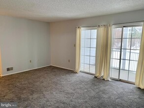 15 Lehavre Ct in Hamilton Township, NJ - Building Photo - Building Photo