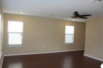 130 Peach Tree Pass in Kyle, TX - Building Photo - Building Photo