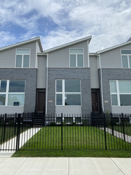 1505 W Fuller St in Chicago, IL - Building Photo