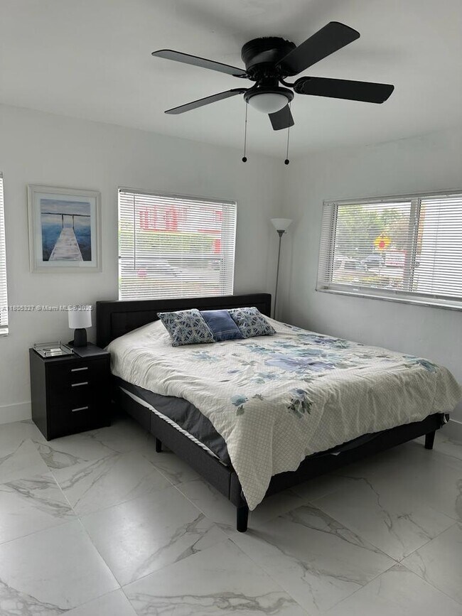 1234 Euclid Ave in Miami Beach, FL - Building Photo - Building Photo