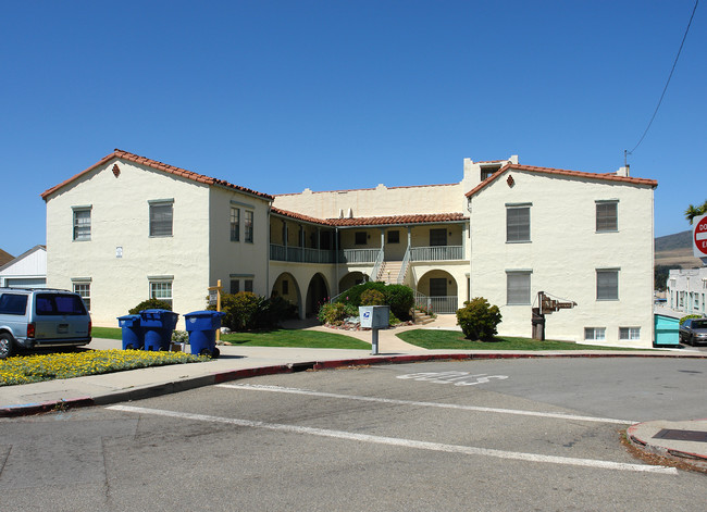 Miramar Apartments