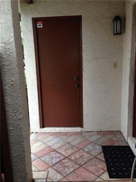 4716 NW 82nd Ave in Lauderhill, FL - Building Photo - Building Photo