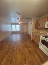 8611 FM 1416 in Bon Wier, TX - Foto de edificio - Building Photo