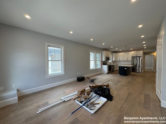 51 Fairbanks St in Boston, MA - Building Photo - Building Photo