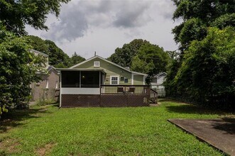 628 Albert St NW in Atlanta, GA - Foto de edificio - Building Photo