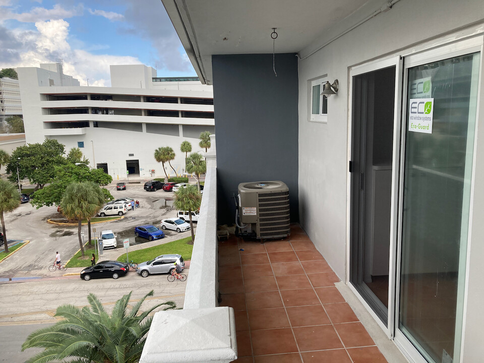 1614 West Ave, Unit 602 in Miami Beach, FL - Building Photo