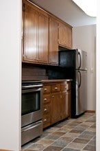 Boulevard 100 Apartments in St. Louis Park, MN - Building Photo - Building Photo